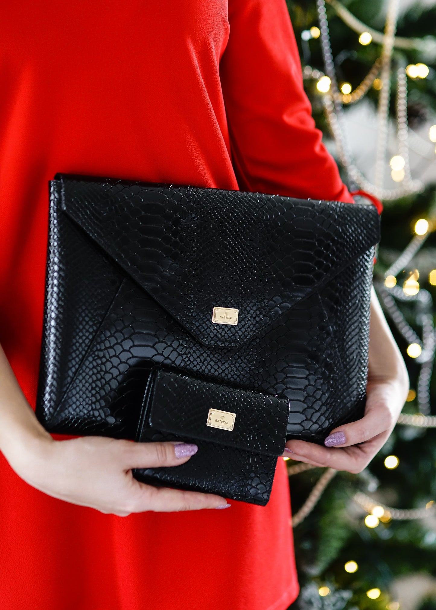 Damenbrieftasche aus schwarzem Leder
